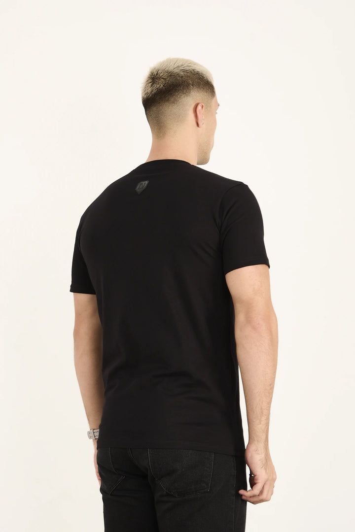 Buzun Işığını Taşıyan