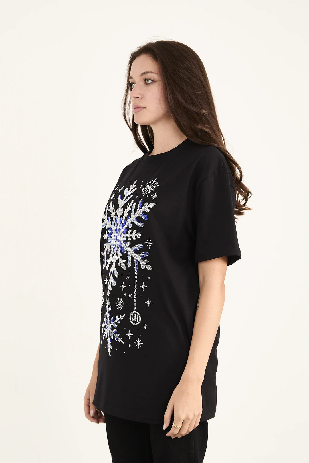 Buzun Işığını Taşıyan