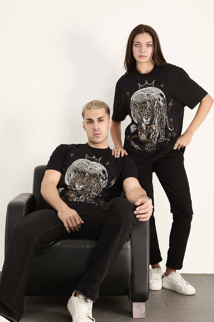 Görünmeden Hükmeden