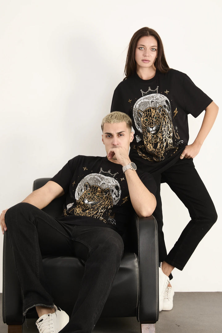 Görünmeden Hükmeden