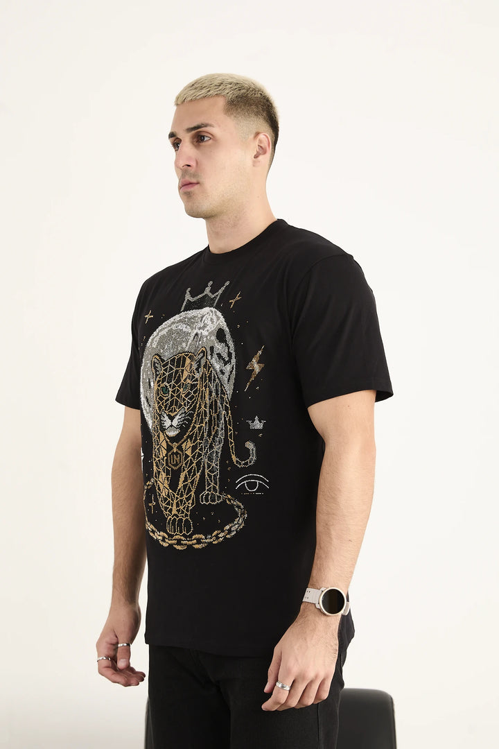 Görünmeden Hükmeden